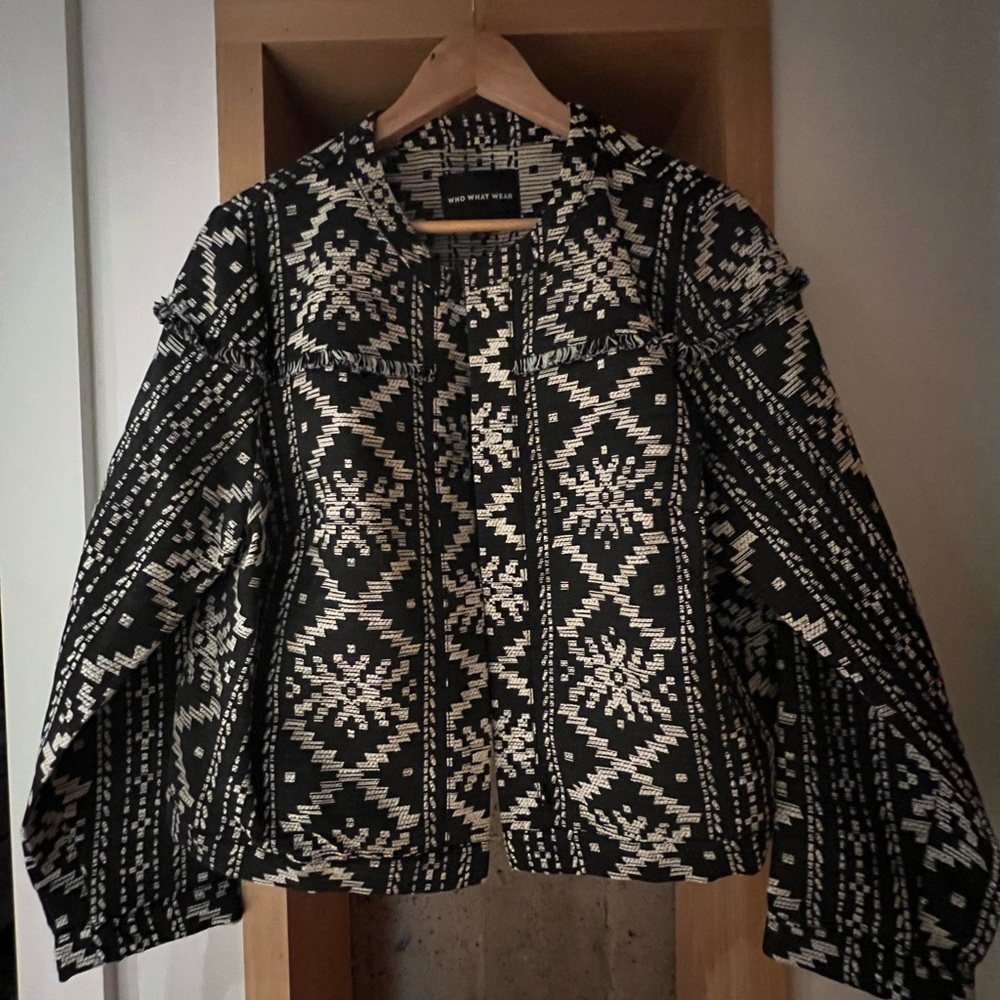 BNWOT Who What Wear Plus Size Croped Blazer, size 1x